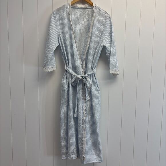Womens Seer Sucker Striped Robe Size S Classic Lace Trad Wife SAHM‎ Cozy Retro - Picture 1 of 8